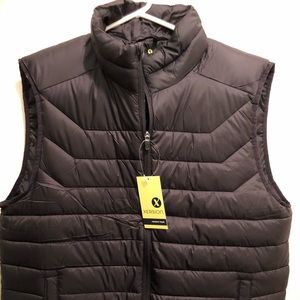 Men’s puffer vest. Large black new with tags